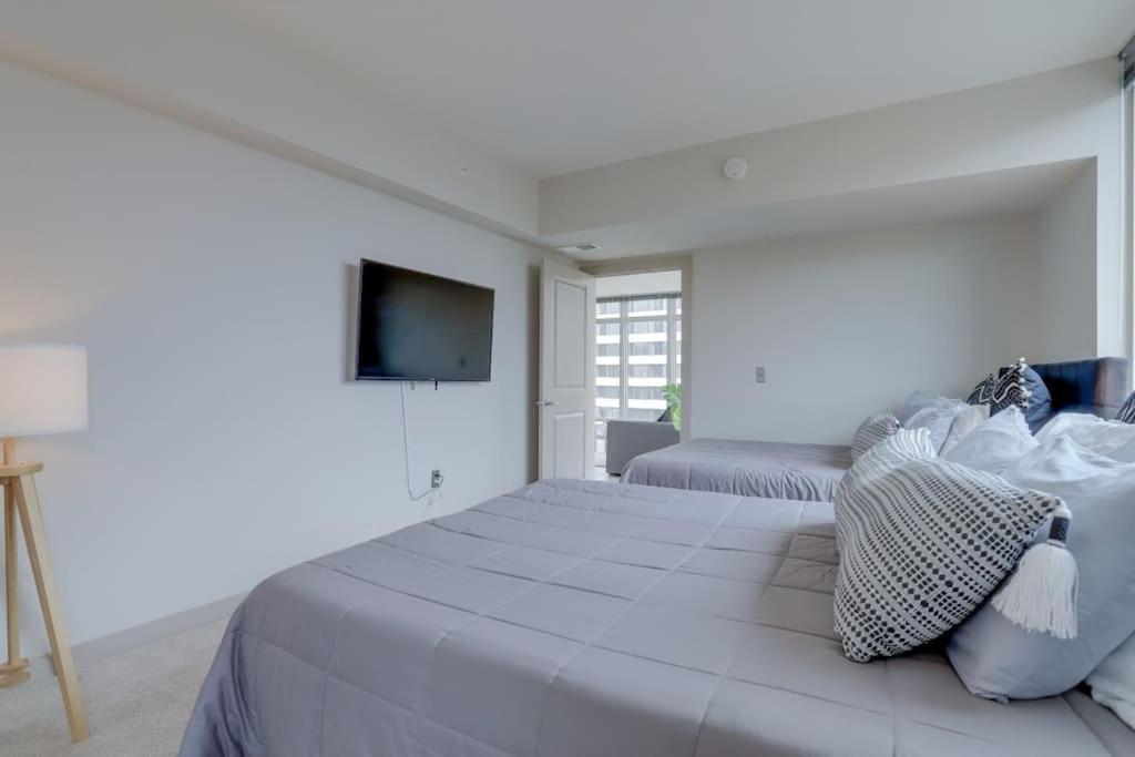 Wonderful 2Br Apartment At Crystal City Arlington Ngoại thất bức ảnh