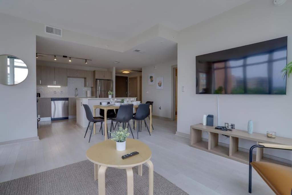 Wonderful 2Br Apartment At Crystal City Arlington Ngoại thất bức ảnh
